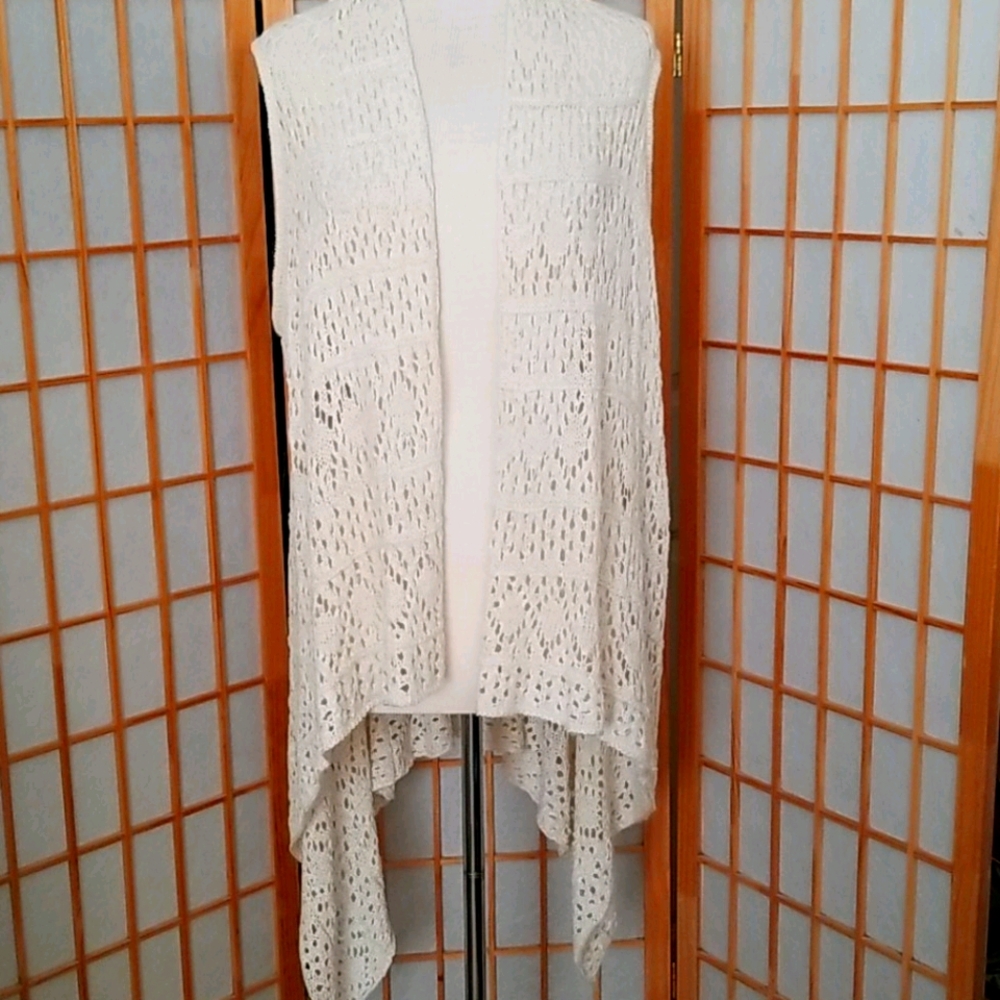 Forever 21 cover / one size